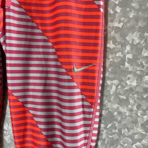 Nike Dri Fit Pink Striped Capri Activewear Leggings - Size XS - Fold Over Waist - Picture 3 of 7